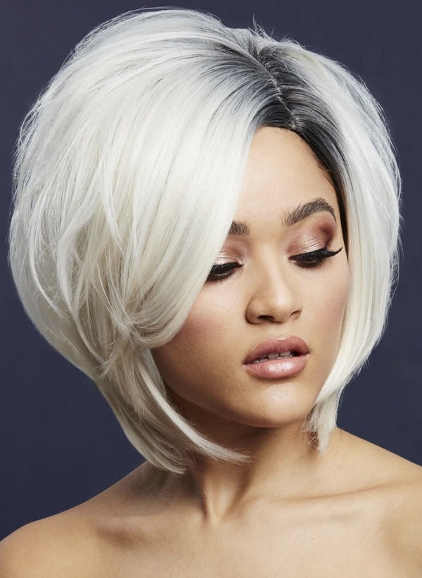 Fever Savanna Wig, True Blend, Ice Blonde